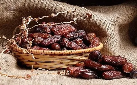 راهنمای خرید خرمای پیارم صادراتی + قیمت عالی